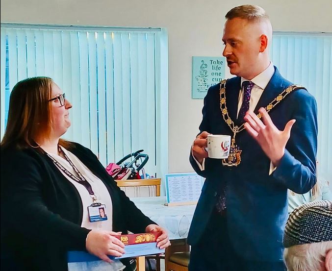 The Mayor of Gedling visits staff & residents at Gedling care home